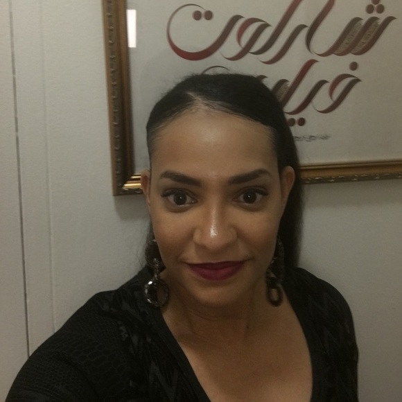 Meet your Posher, Charlotte - Picture 1 of 1